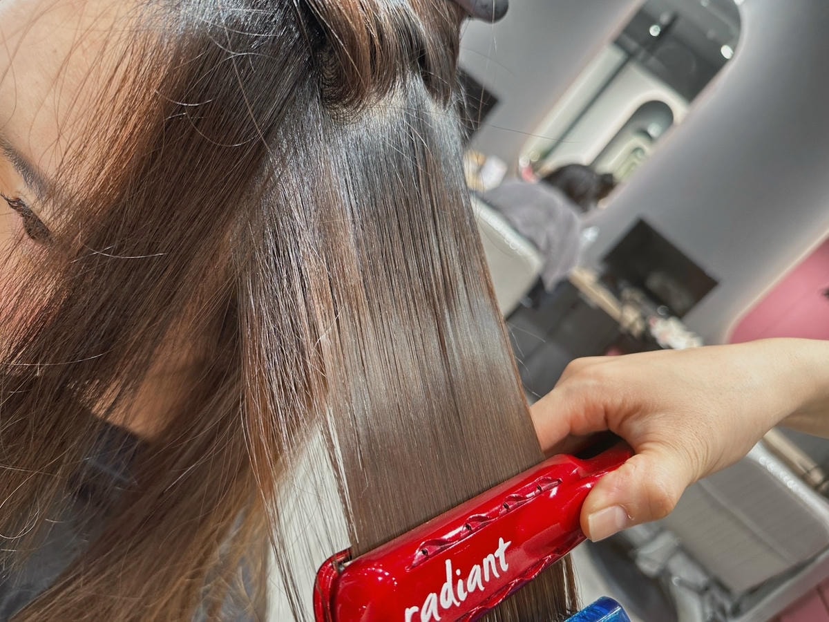 台北南港燙髮推薦《Meta hair salon 后》染燙受 台北南港燙髮推薦《Meta hair salon 后》染燙受