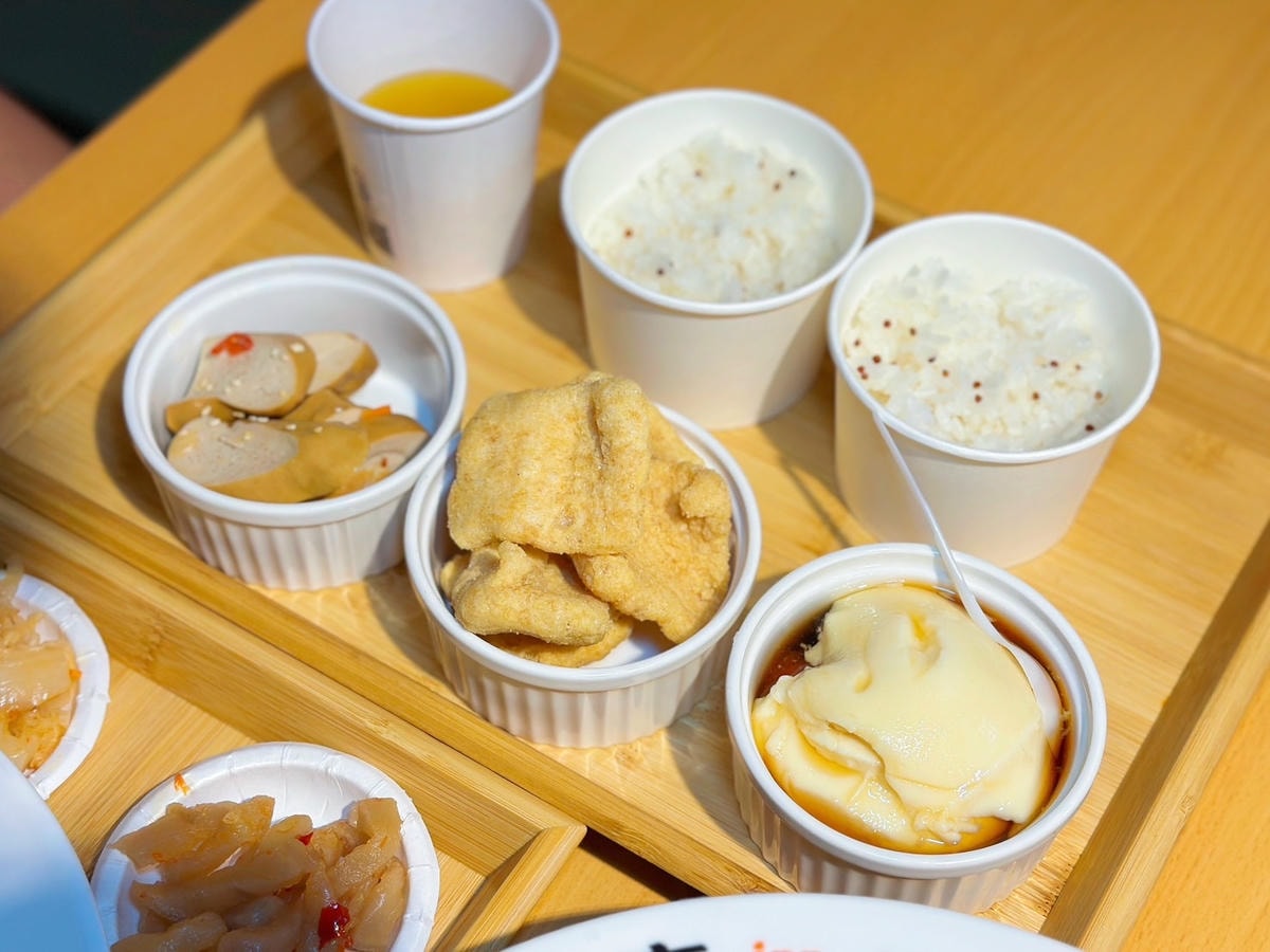 有小癮 鮮果釀酸菜魚(錦州店) I 型人友善酸菜魚!以鹽滷豆 有小癮 鮮果釀酸菜魚(錦州店) I 型人友善酸菜魚!以鹽滷豆