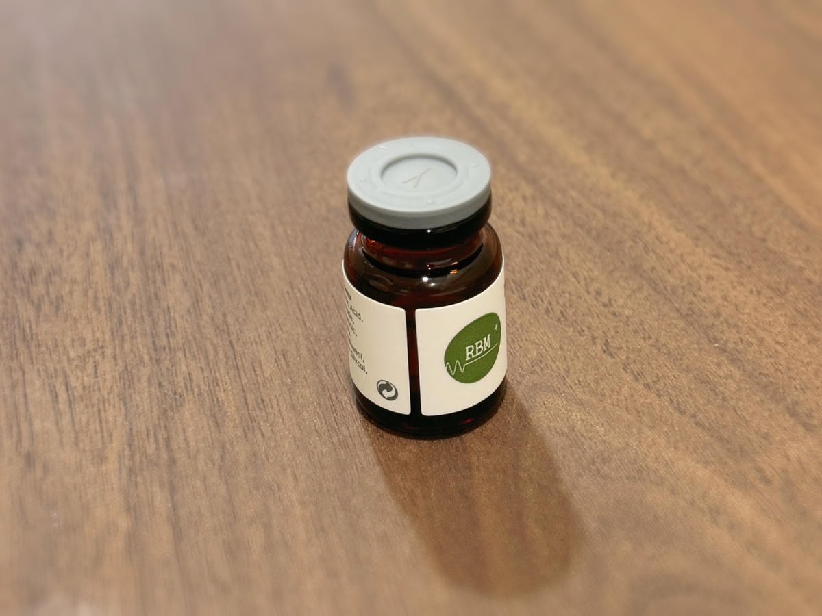 信義區水飛梭推薦《巧之妍美學診所》從肌膚檢測到深層清潔毛孔,