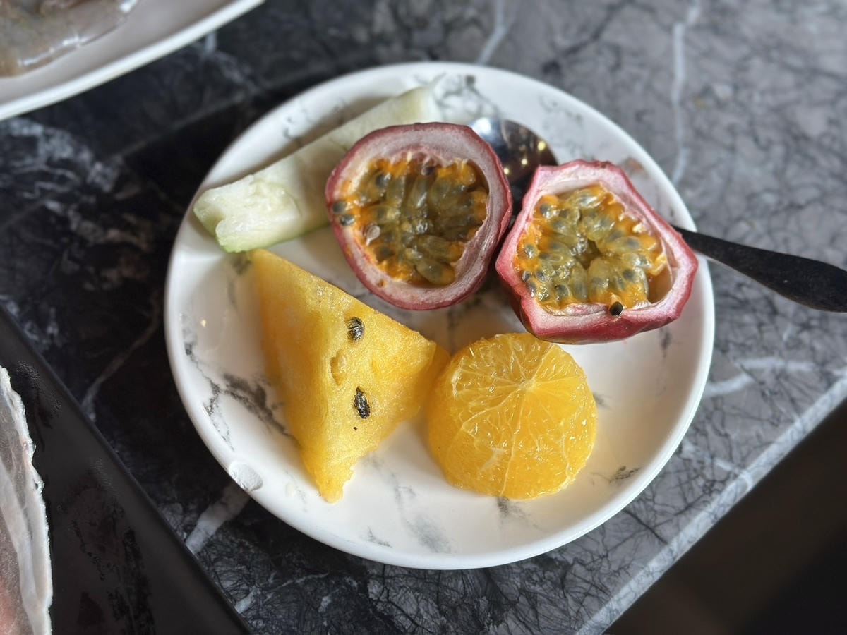 松江南京麻辣火鍋《石‧撈麻辣鴛鴦鍋》吃到飽!招牌經典酒家菜「 松江南京麻辣火鍋《石‧撈麻辣鴛鴦鍋》吃到飽!招牌經典酒家菜「