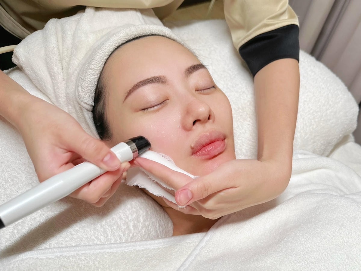 信義區韓式水飛梭推薦悅妍SPA(信義店) 臉部深層大掃除! 信義區韓式水飛梭推薦悅妍SPA(信義店) 臉部深層大掃除!