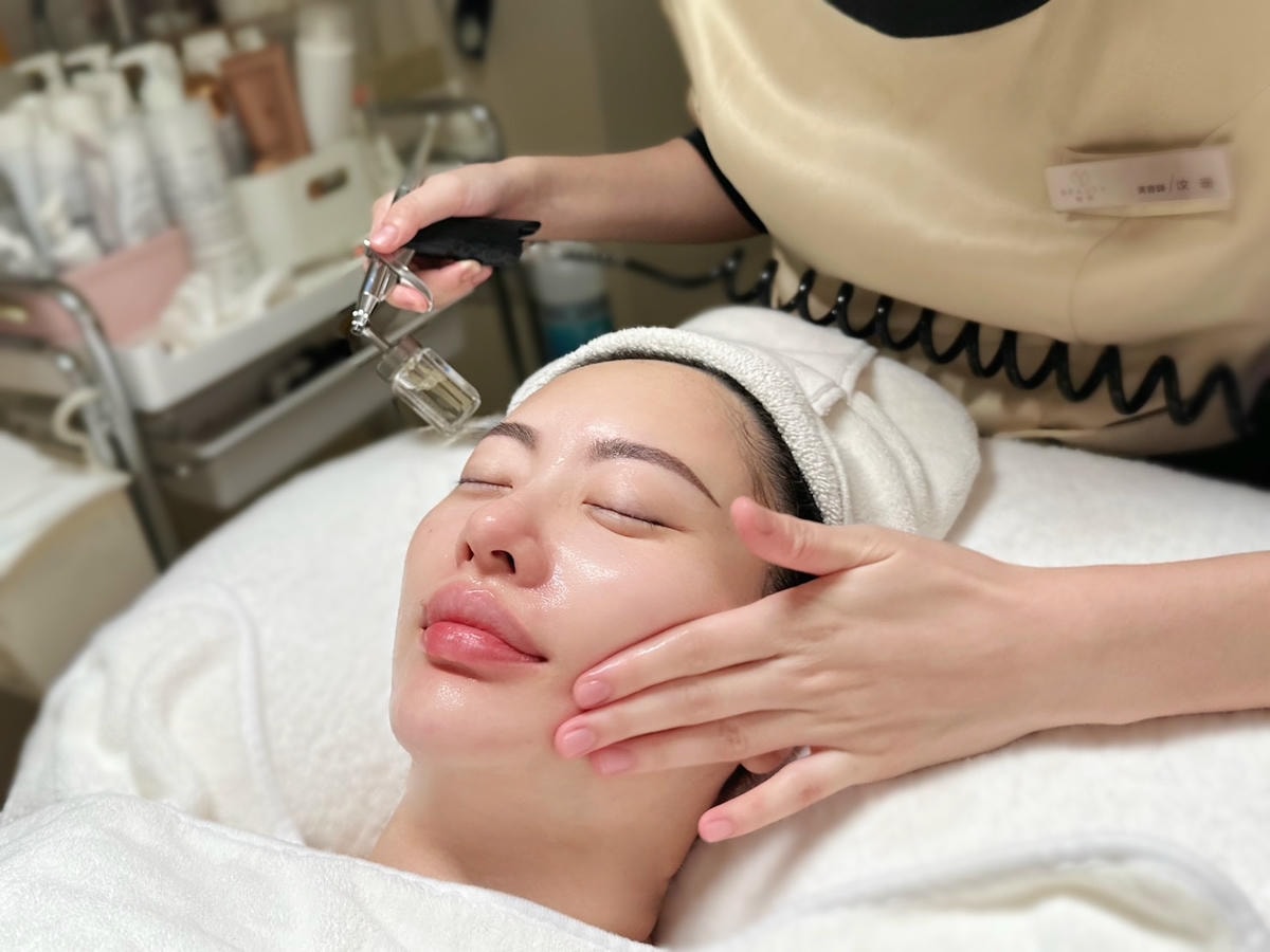 信義區韓式水飛梭推薦悅妍SPA(信義店) 臉部深層大掃除! 信義區韓式水飛梭推薦悅妍SPA(信義店) 臉部深層大掃除!