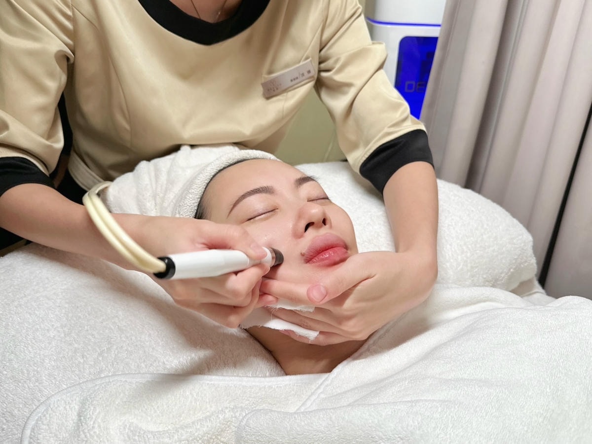 信義區韓式水飛梭推薦悅妍SPA(信義店) 臉部深層大掃除! 信義區韓式水飛梭推薦悅妍SPA(信義店) 臉部深層大掃除!