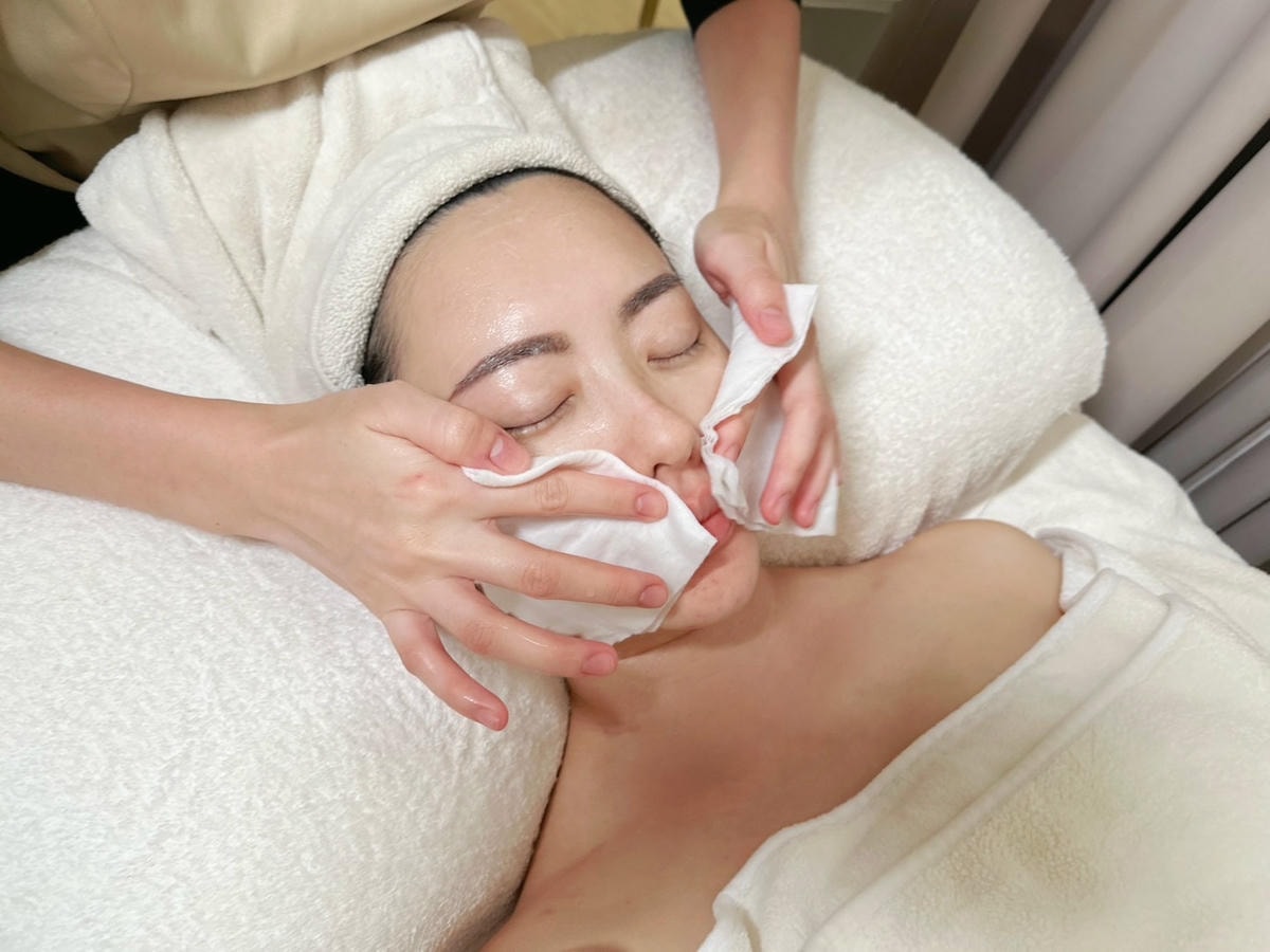 信義區韓式水飛梭推薦悅妍SPA(信義店) 臉部深層大掃除!