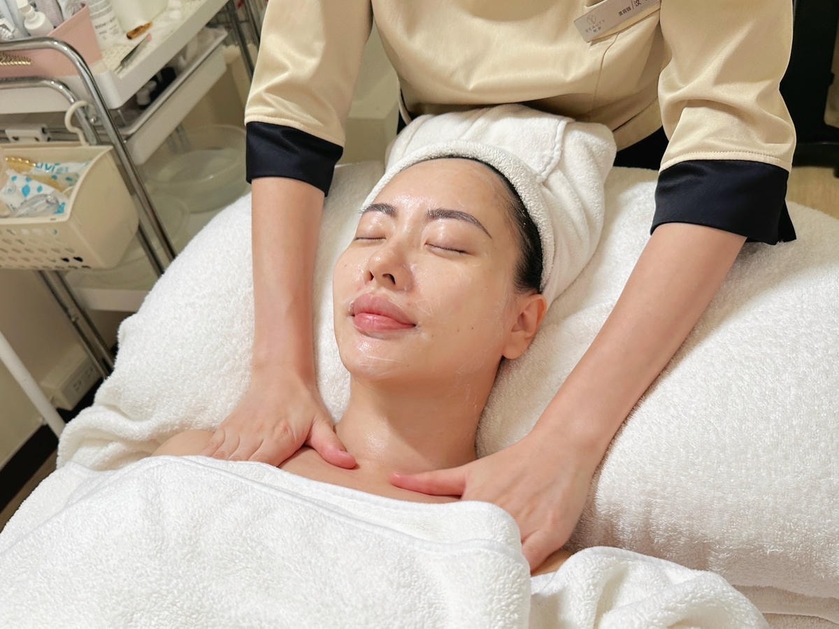 信義區韓式水飛梭推薦悅妍SPA(信義店) 臉部深層大掃除! 信義區韓式水飛梭推薦悅妍SPA(信義店) 臉部深層大掃除!