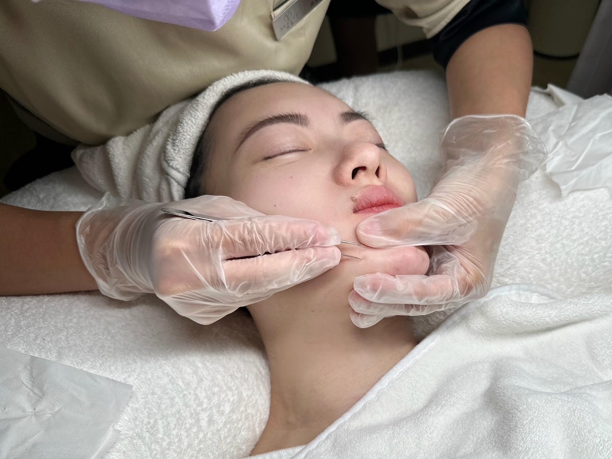 信義區韓式水飛梭推薦悅妍SPA(信義店) 臉部深層大掃除! 信義區韓式水飛梭推薦悅妍SPA(信義店) 臉部深層大掃除!