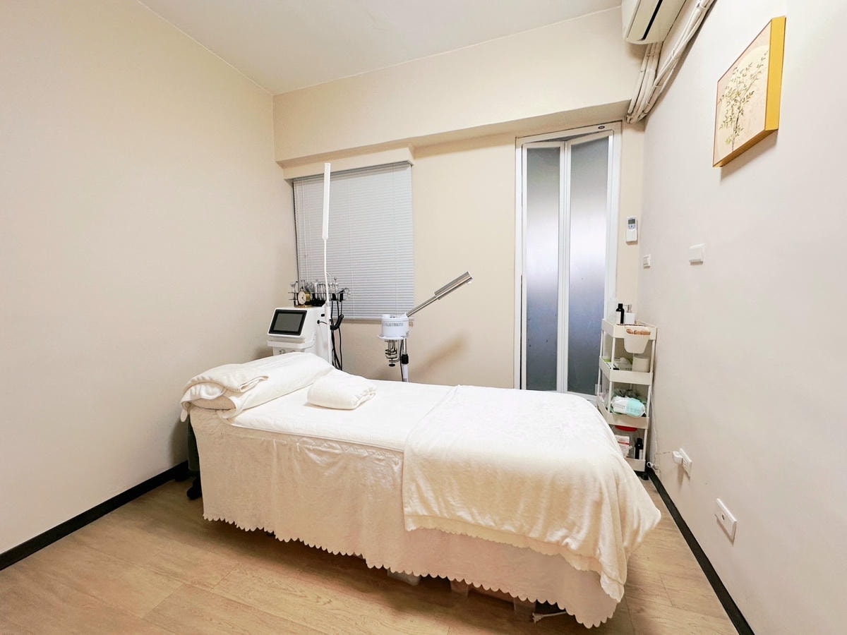 信義區韓式水飛梭推薦悅妍SPA(信義店) 臉部深層大掃除! 信義區韓式水飛梭推薦悅妍SPA(信義店) 臉部深層大掃除!