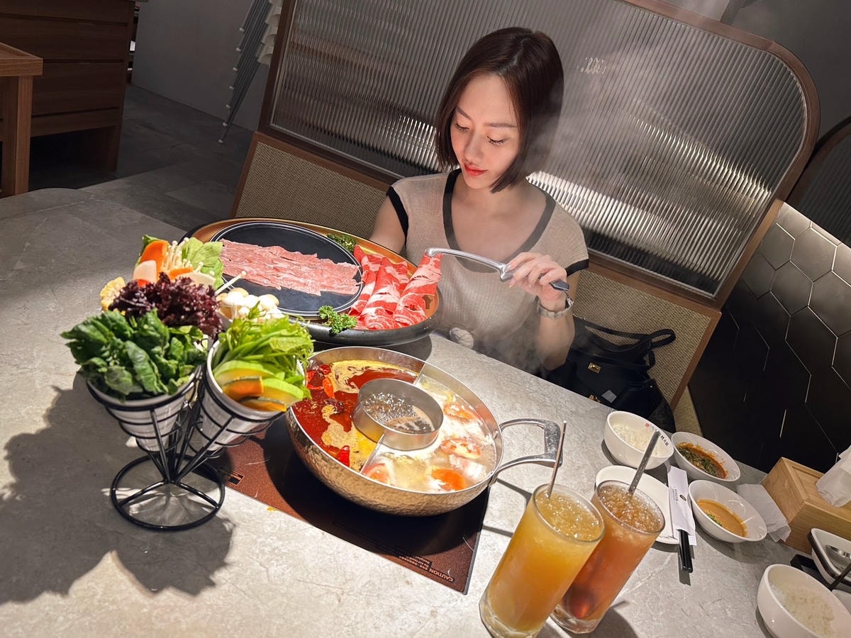 營業至凌晨!築間麻辣火鍋(台北西門町店)推薦巴蜀經典套餐!老 營業至凌晨!築間麻辣火鍋(台北西門町店)推薦巴蜀經典套餐!老