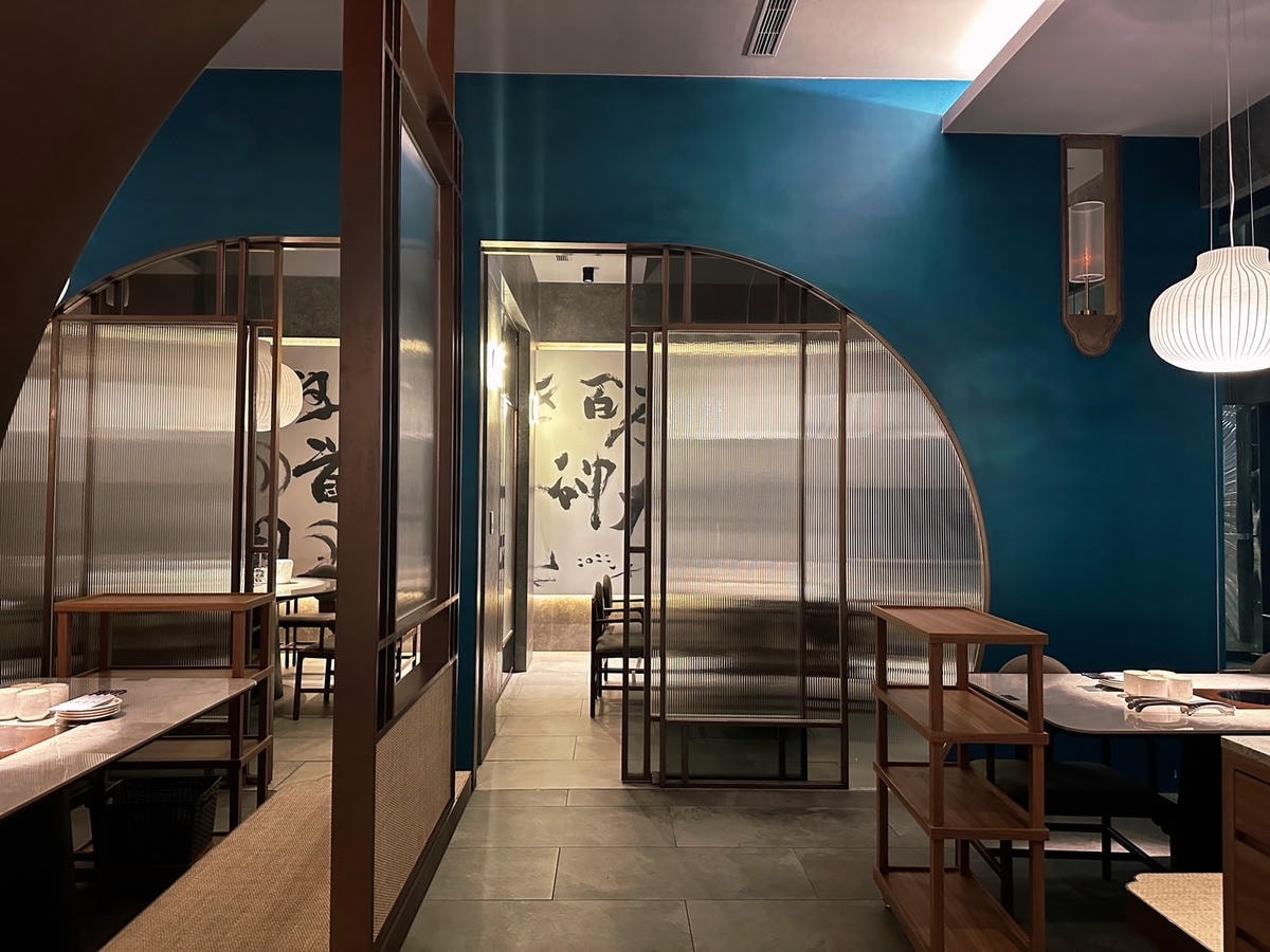 營業至凌晨!築間麻辣火鍋(台北西門町店)推薦巴蜀經典套餐!老 營業至凌晨!築間麻辣火鍋(台北西門町店)推薦巴蜀經典套餐!老