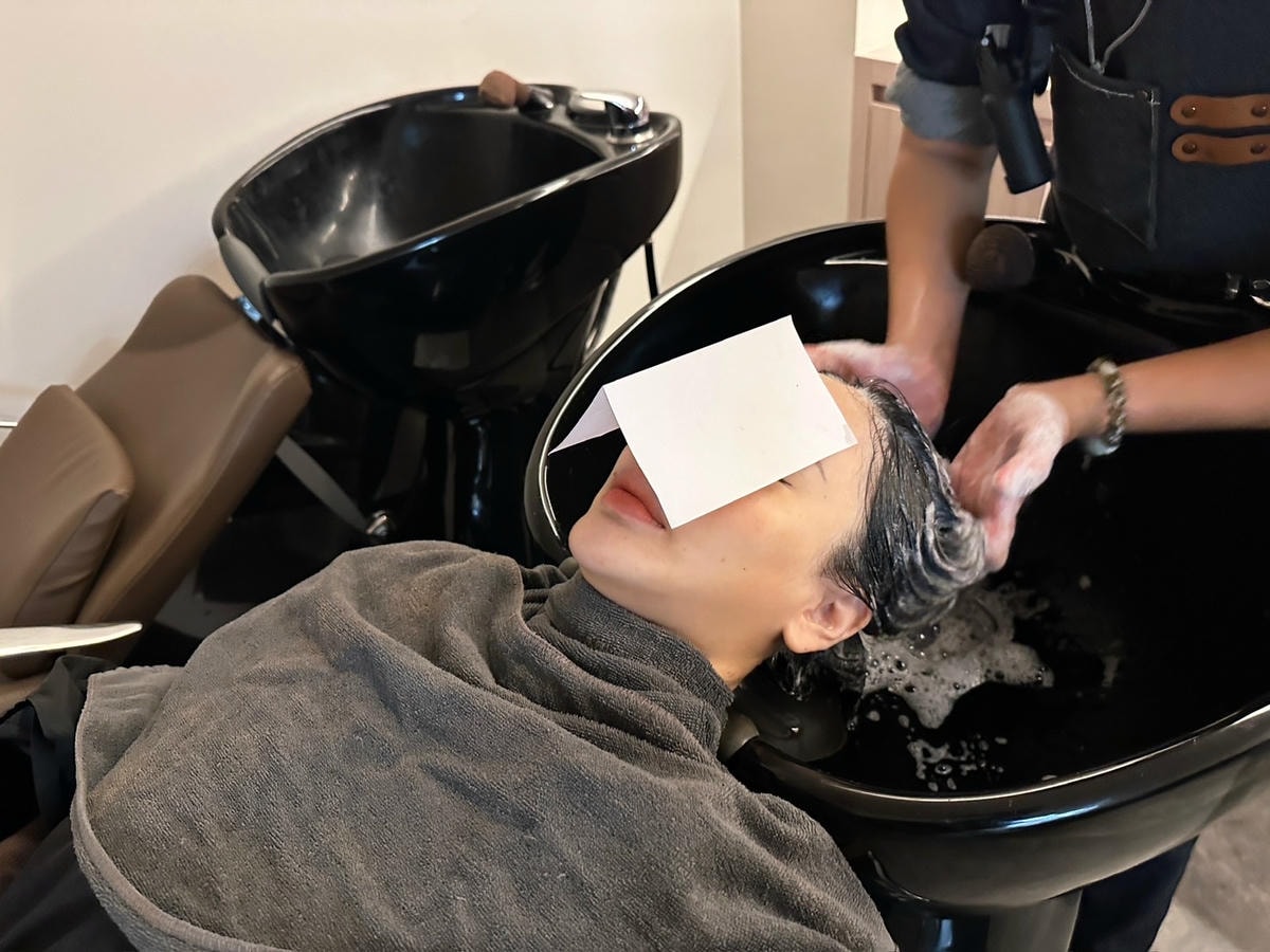 中山區一刀切短髮設計師推薦蘊 YUN SALON 中山店 中山區一刀切短髮設計師推薦蘊 YUN SALON 中山店