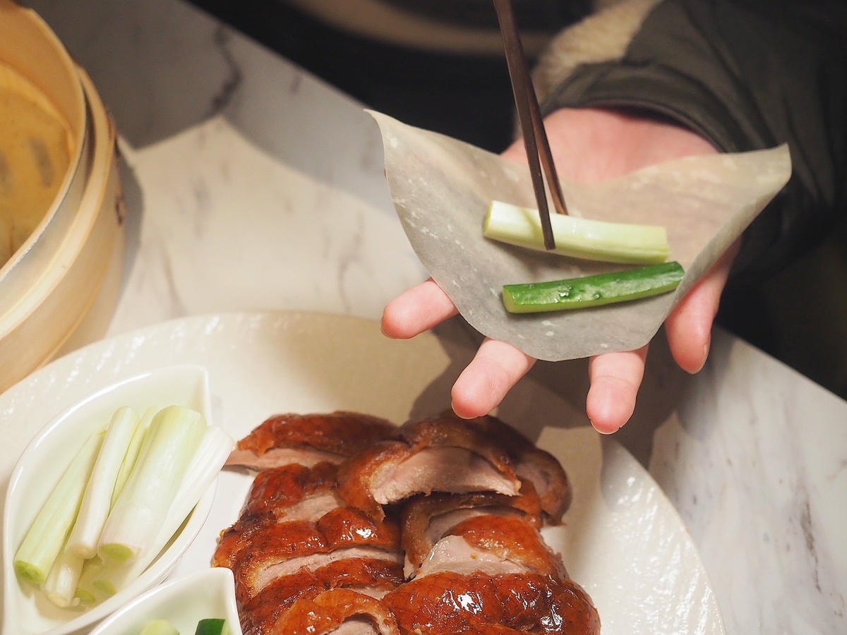 大直美麗華餐廳推薦《鴨覓》台北烤鴨酥脆外皮鮮嫩多汁,廚師現場 大直美麗華餐廳推薦《鴨覓》台北烤鴨酥脆外皮鮮嫩多汁,廚師現場
