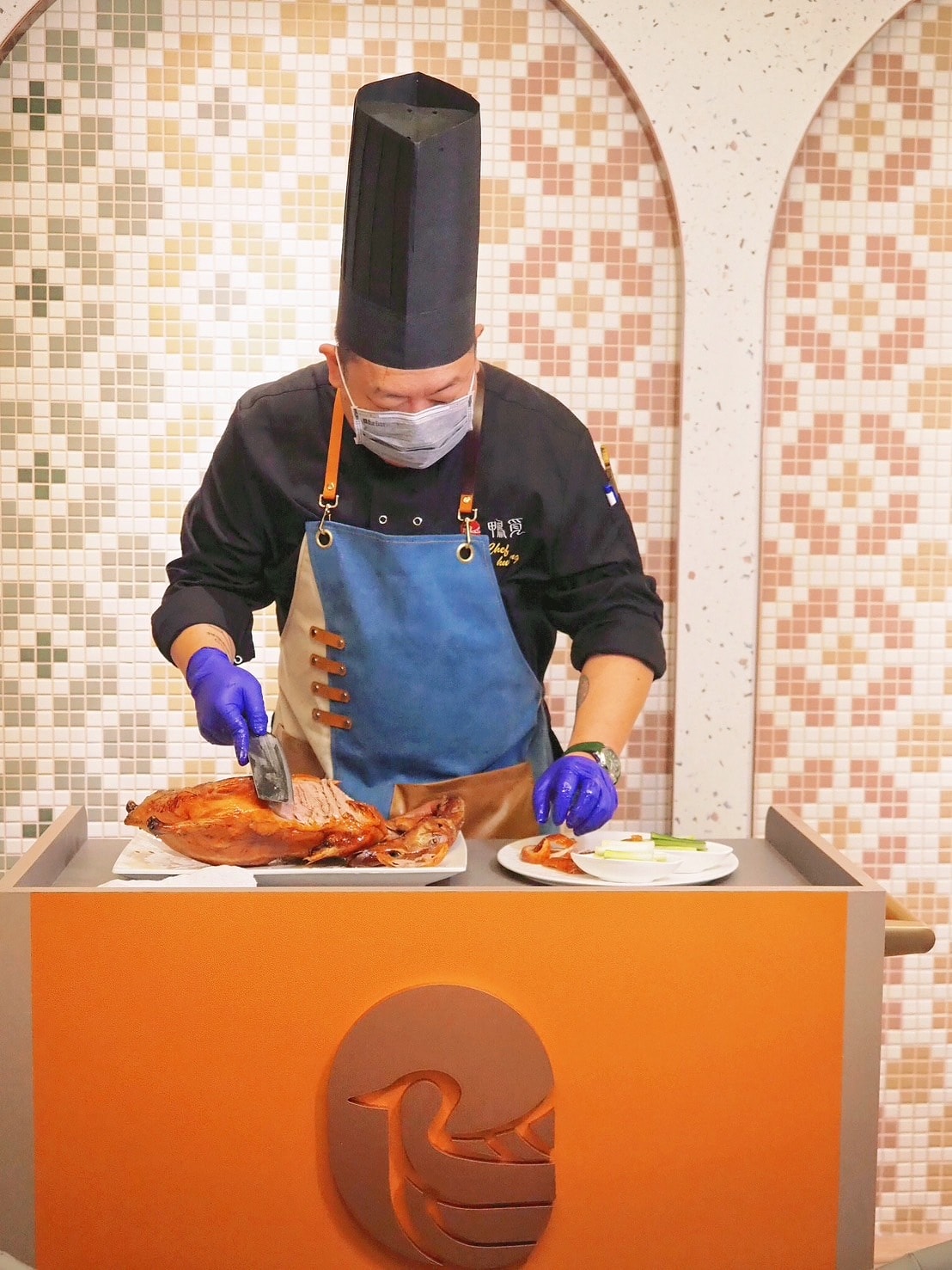 大直美麗華餐廳推薦《鴨覓》台北烤鴨酥脆外皮鮮嫩多汁,廚師現場 大直美麗華餐廳推薦《鴨覓》台北烤鴨酥脆外皮鮮嫩多汁,廚師現場