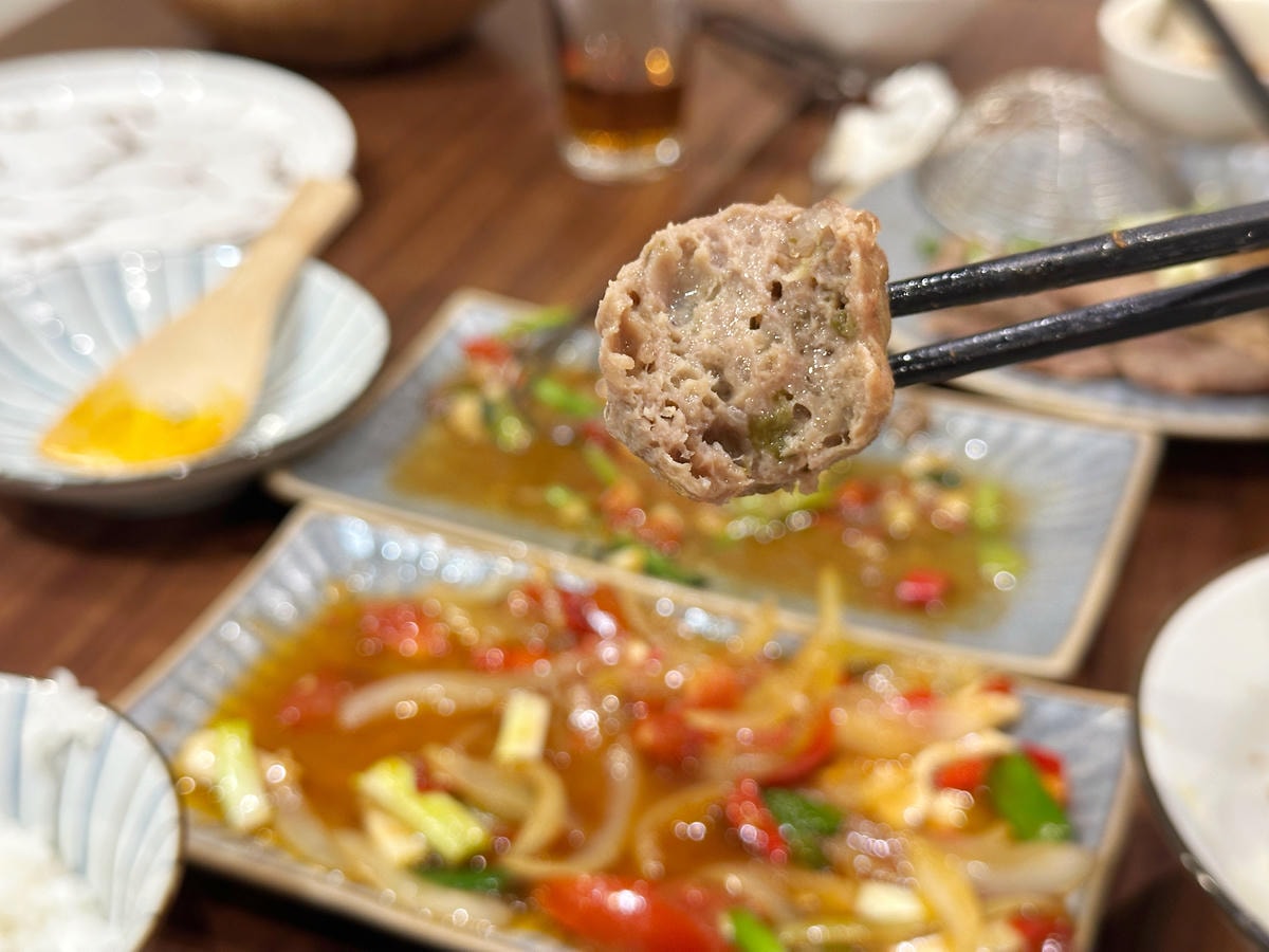 民生社區美食推薦潮牛殿溫體牛創意鍋物評價高分!台北溫體牛肉 民生社區美食推薦潮牛殿溫體牛創意鍋物評價高分!台北溫體牛肉