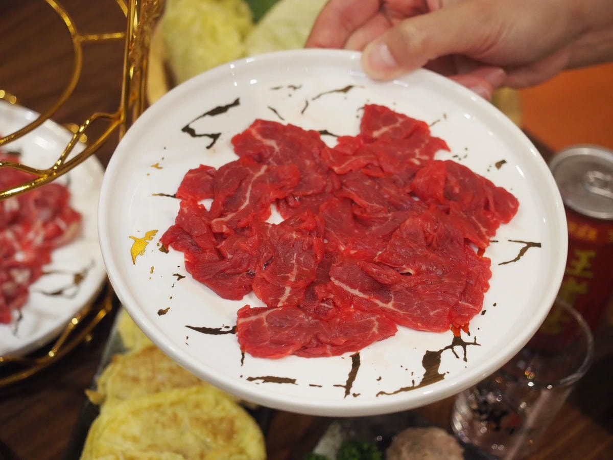 民生社區美食推薦潮牛殿溫體牛創意鍋物評價高分!台北溫體牛肉 民生社區美食推薦潮牛殿溫體牛創意鍋物評價高分!台北溫體牛肉