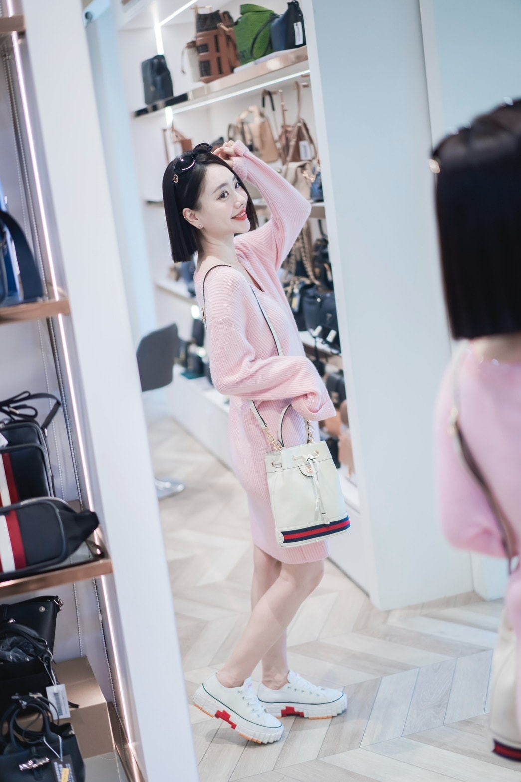 GUCCI、Burberry、Hunter下殺2折起,歐系精 GUCCI、Burberry、Hunter下殺2折起,歐系精