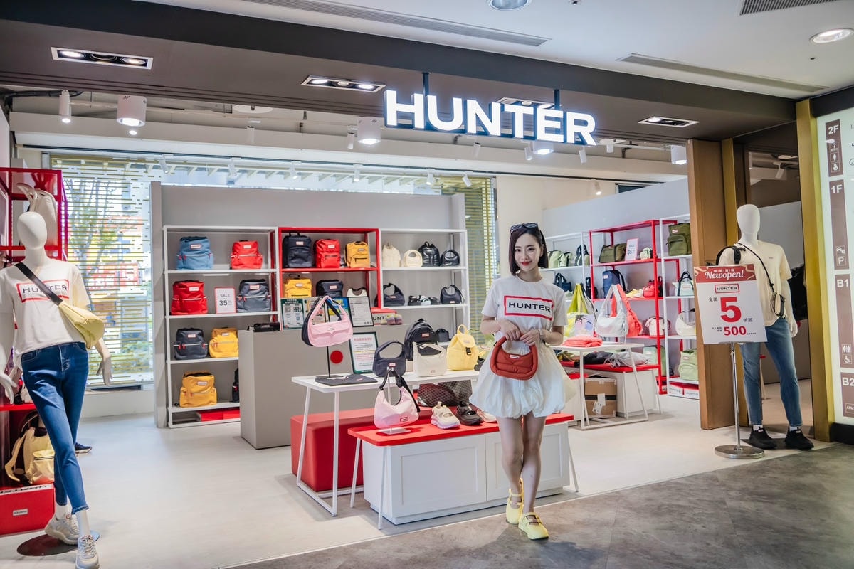 GUCCI、Burberry、Hunter下殺2折起,歐系精 GUCCI、Burberry、Hunter下殺2折起,歐系精