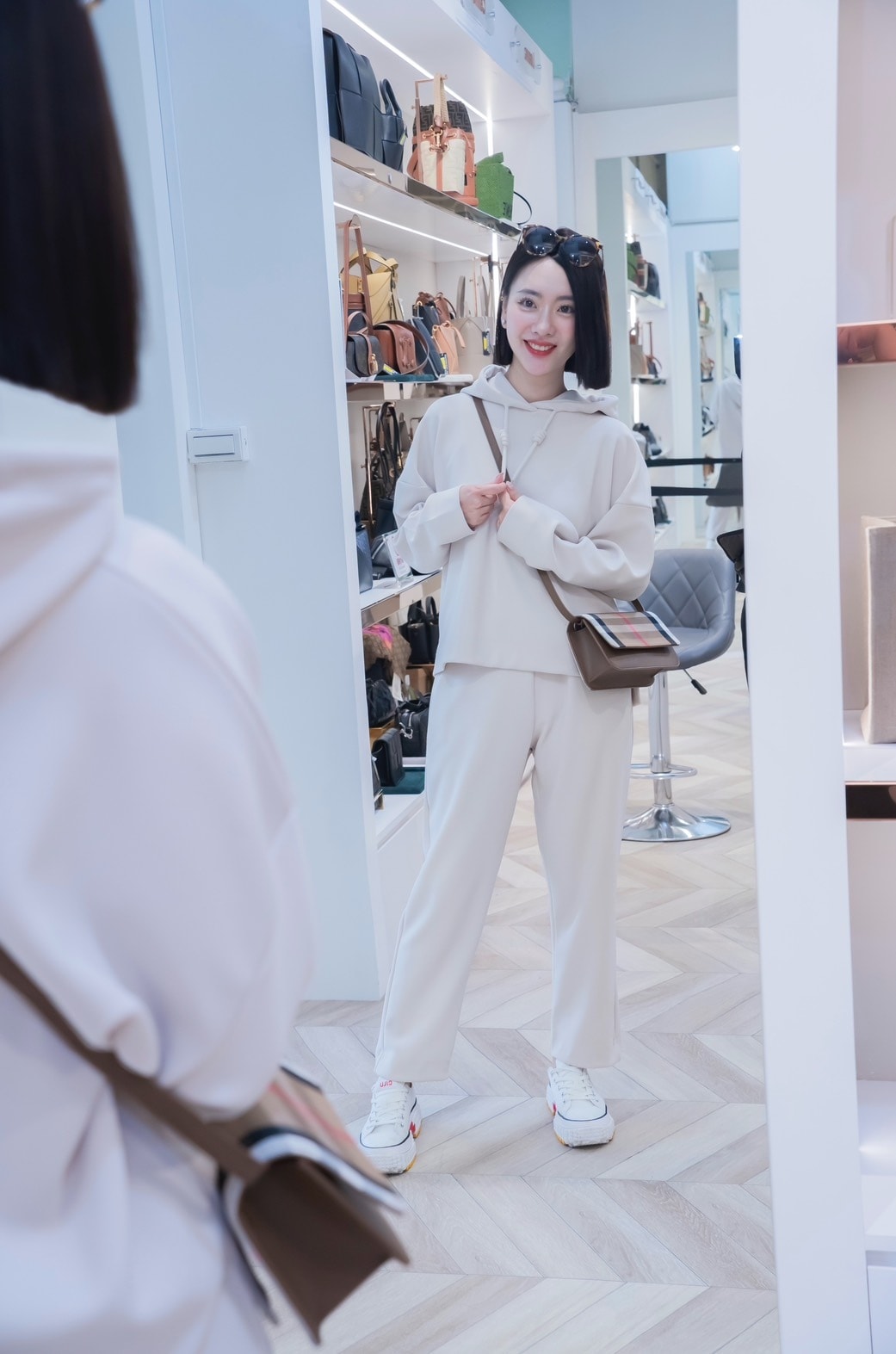 GUCCI、Burberry、Hunter下殺2折起,歐系精 GUCCI、Burberry、Hunter下殺2折起,歐系精
