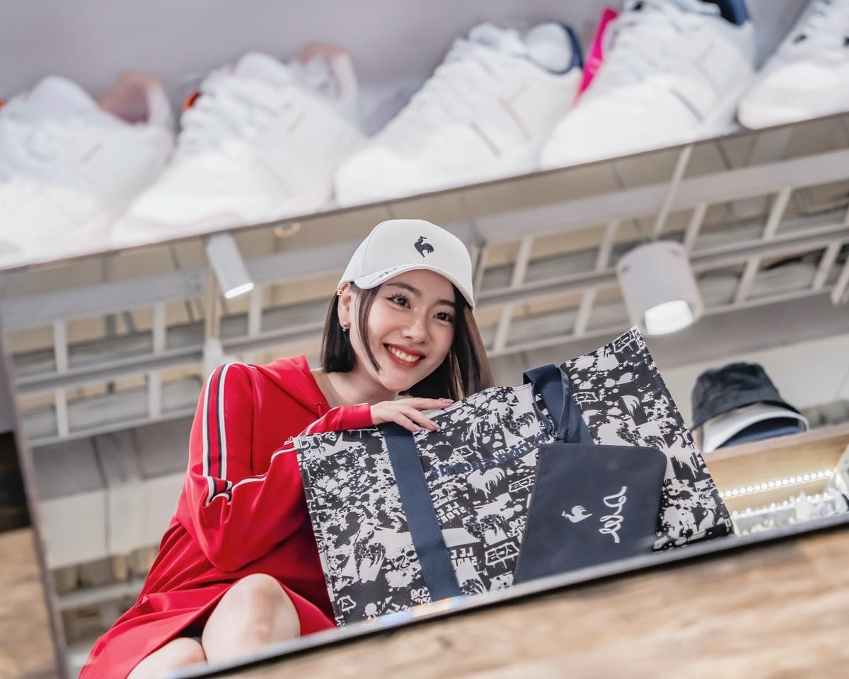 GUCCI、Burberry、Hunter下殺2折起,歐系精 GUCCI、Burberry、Hunter下殺2折起,歐系精