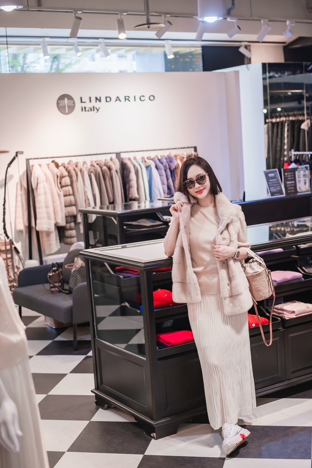 GUCCI、Burberry、Hunter下殺2折起,歐系精 GUCCI、Burberry、Hunter下殺2折起,歐系精