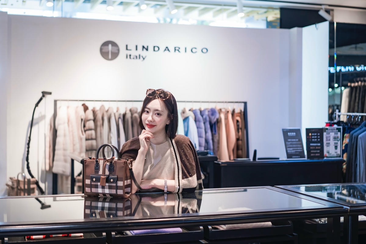 GUCCI、Burberry、Hunter下殺2折起,歐系精 GUCCI、Burberry、Hunter下殺2折起,歐系精