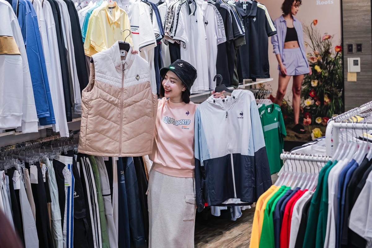 GUCCI、Burberry、Hunter下殺2折起,歐系精 GUCCI、Burberry、Hunter下殺2折起,歐系精