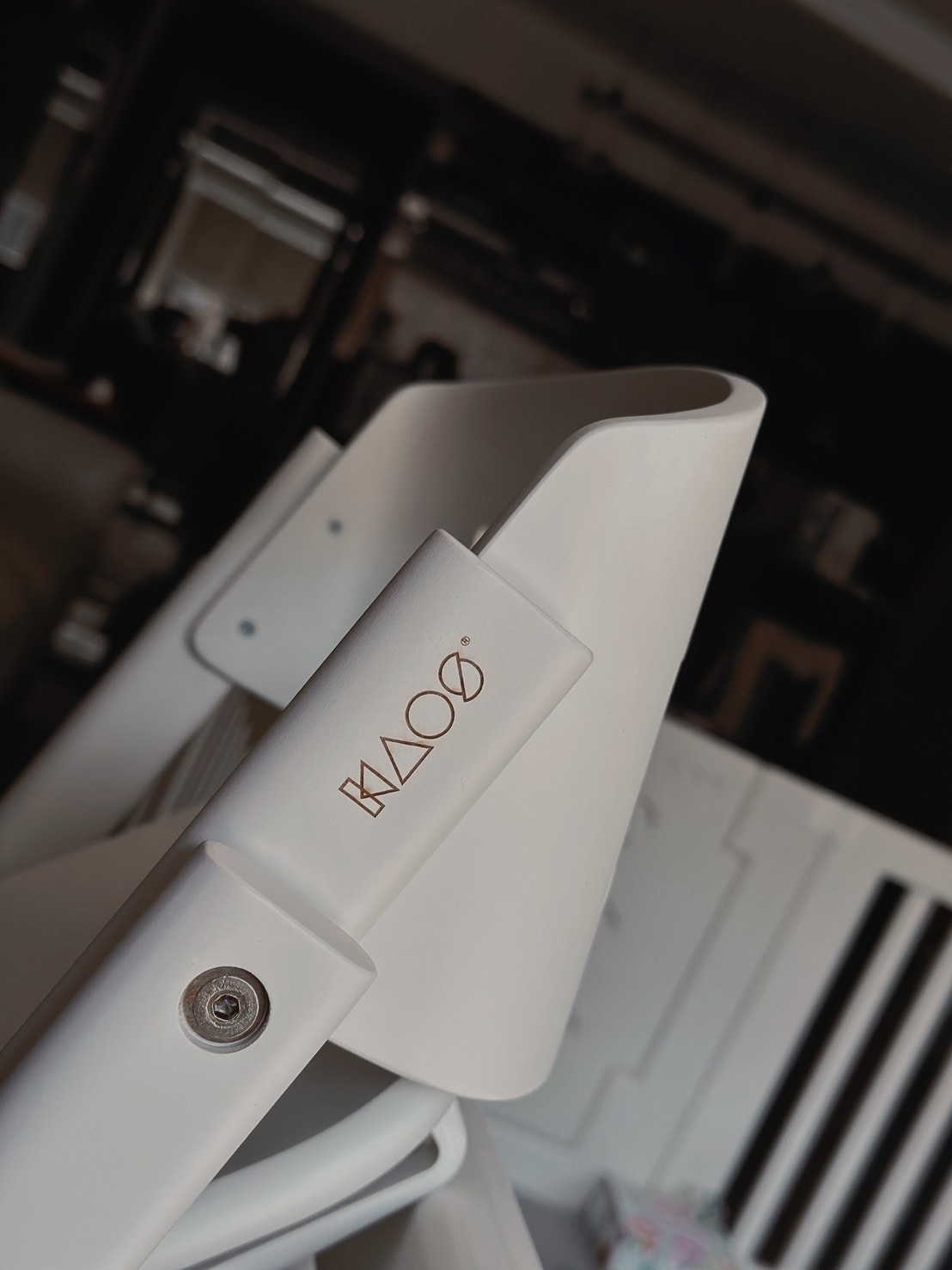 寶寶的第一張餐椅!推薦紅點設計獎的 KAOS KLAPP永續