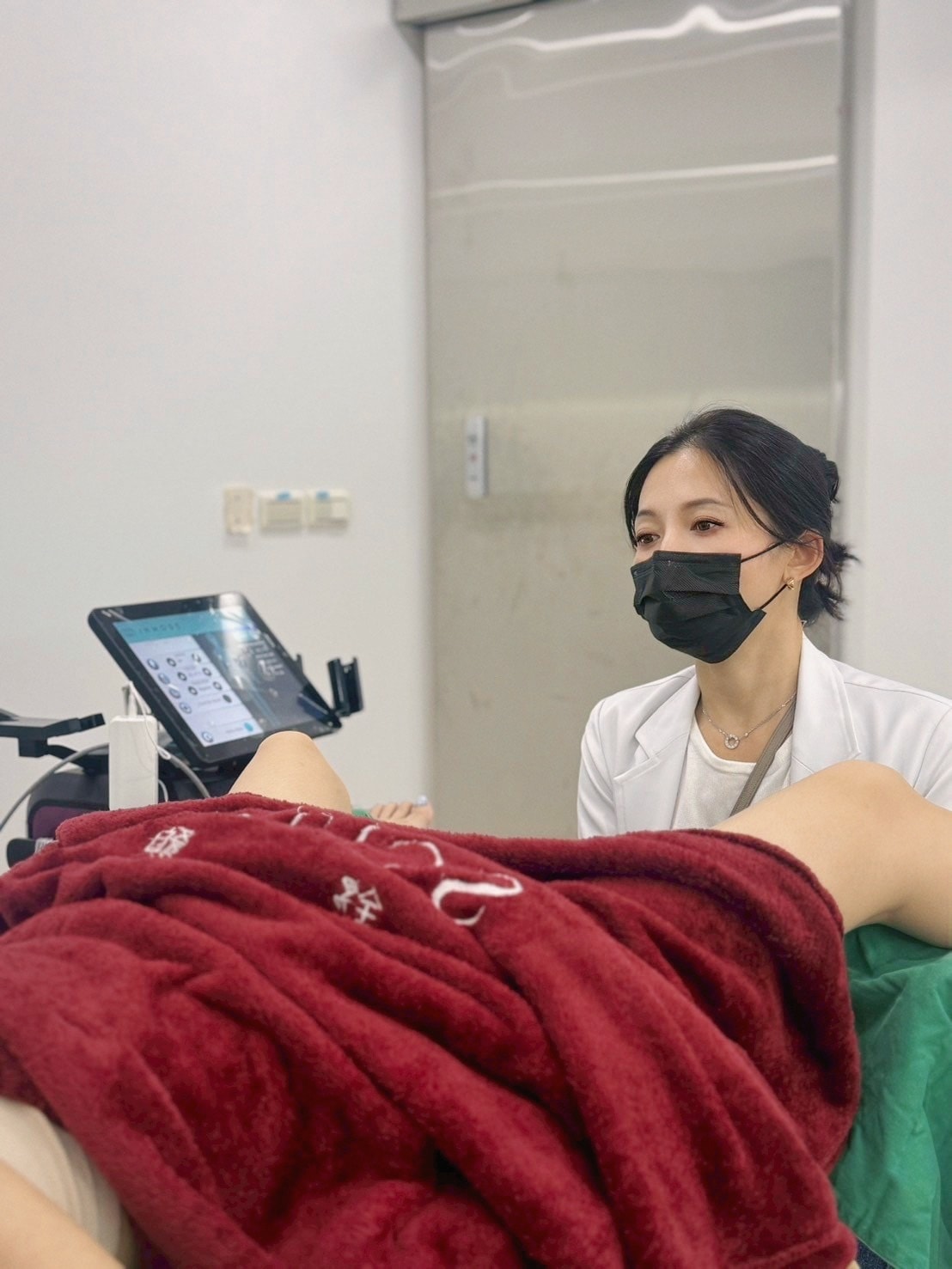 產後媽媽私密保養!台中佳思優醫美診所體驗蝴蝶V平方 Vton 產後媽媽私密保養!台中佳思優醫美診所體驗蝴蝶V平方 Vton