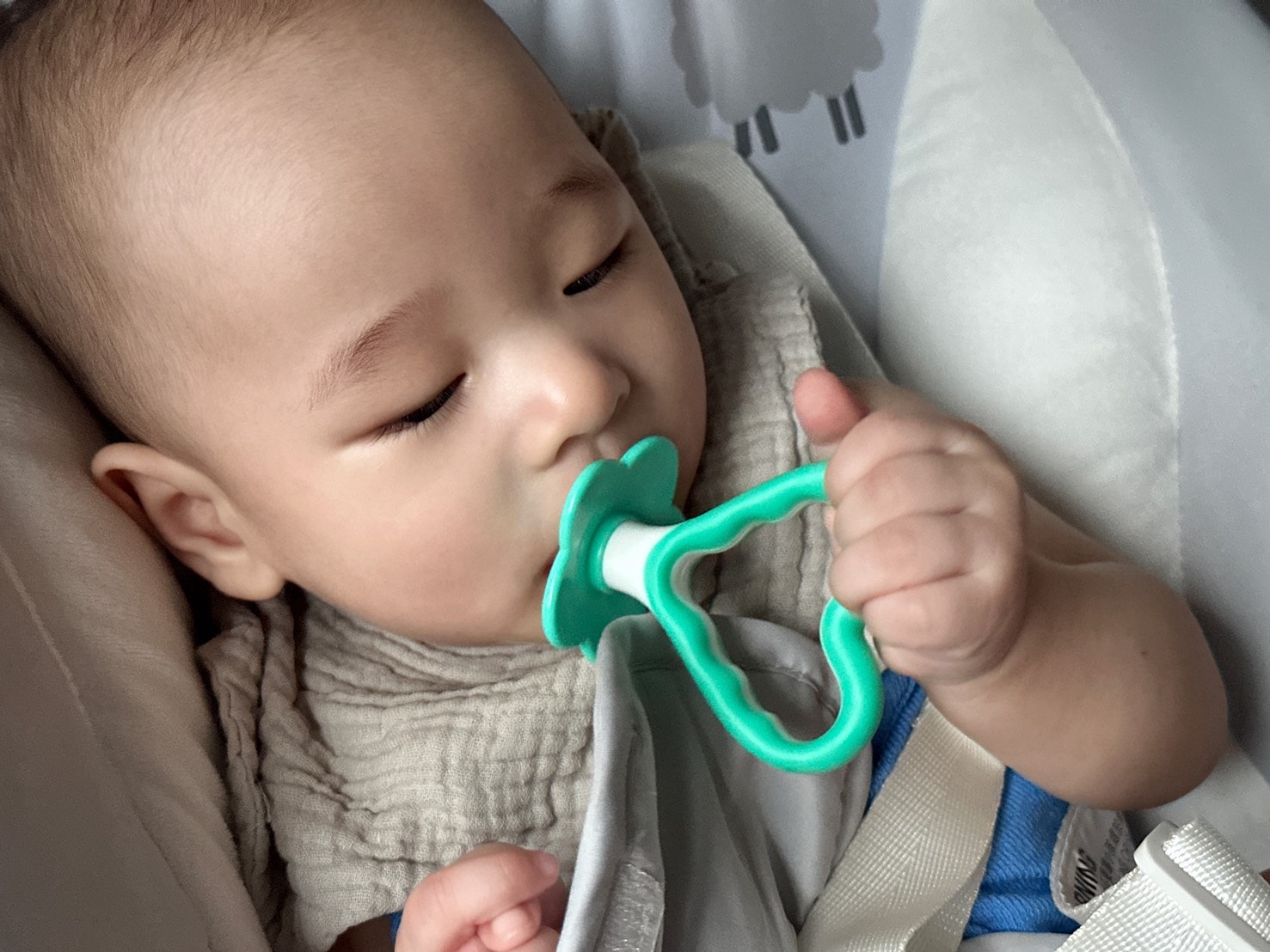 Brush Baby 陪寶寶從萌第一顆乳牙到愛上刷牙，輕鬆渡過口慾期！