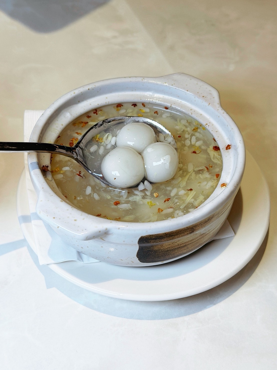 南港 LaLaport 吃什麼?漢來上海湯包必吃:18摺手工小籠湯包+生煎湯包一次滿足 - 第30張圖 南港 LaLaport 吃什麼?漢來上海湯包必吃:18摺手工小籠湯包+生煎湯包一次滿足