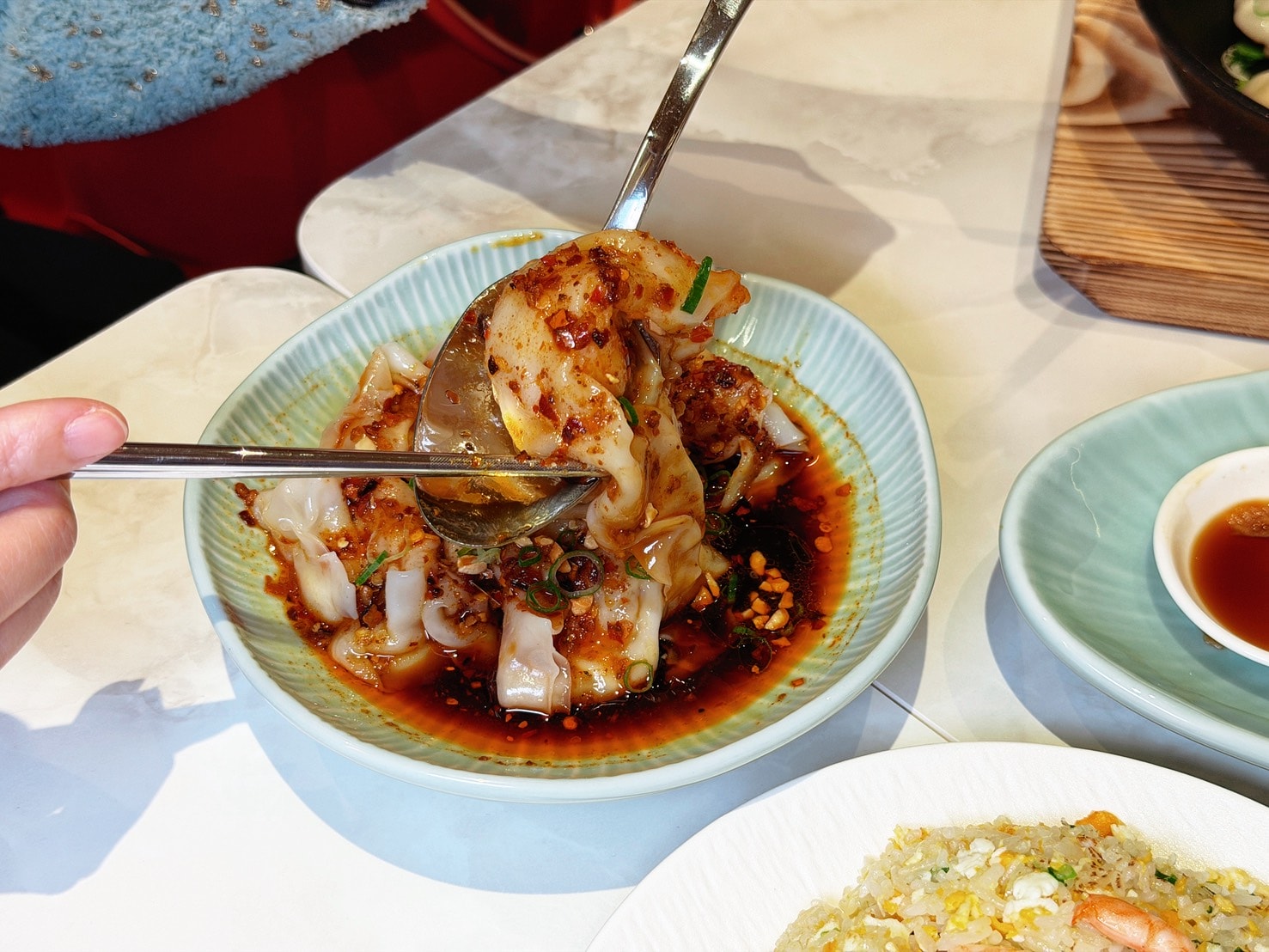 南港 LaLaport 吃什麼?漢來上海湯包必吃:18摺手工小籠湯包+生煎湯包一次滿足 - 第22張圖 南港 LaLaport 吃什麼?漢來上海湯包必吃:18摺手工小籠湯包+生煎湯包一次滿足