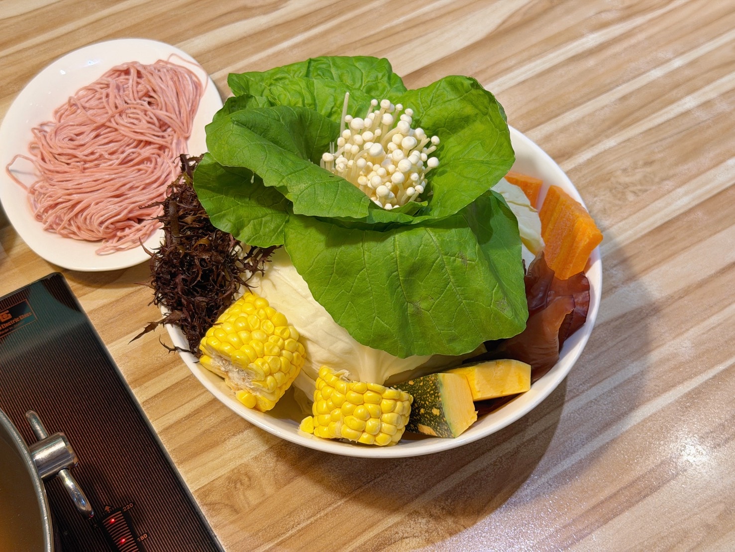 中山區親子友善餐廳「汆食作伙鍋」原型食材鍋物+遊戲室,爸媽也能安心吃一餐! - 第23張圖 中山區親子友善餐廳「汆食作伙鍋」原型食材鍋物+遊戲室,爸媽也能安心吃一餐!