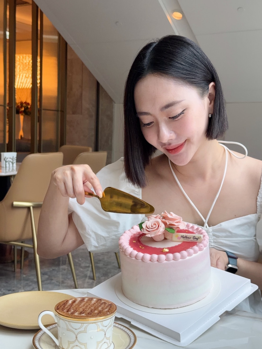 母親節蛋糕推薦｜台北漢來飯店「溫柔時光」蛋糕＋日日烘焙坊酸種麵包開箱