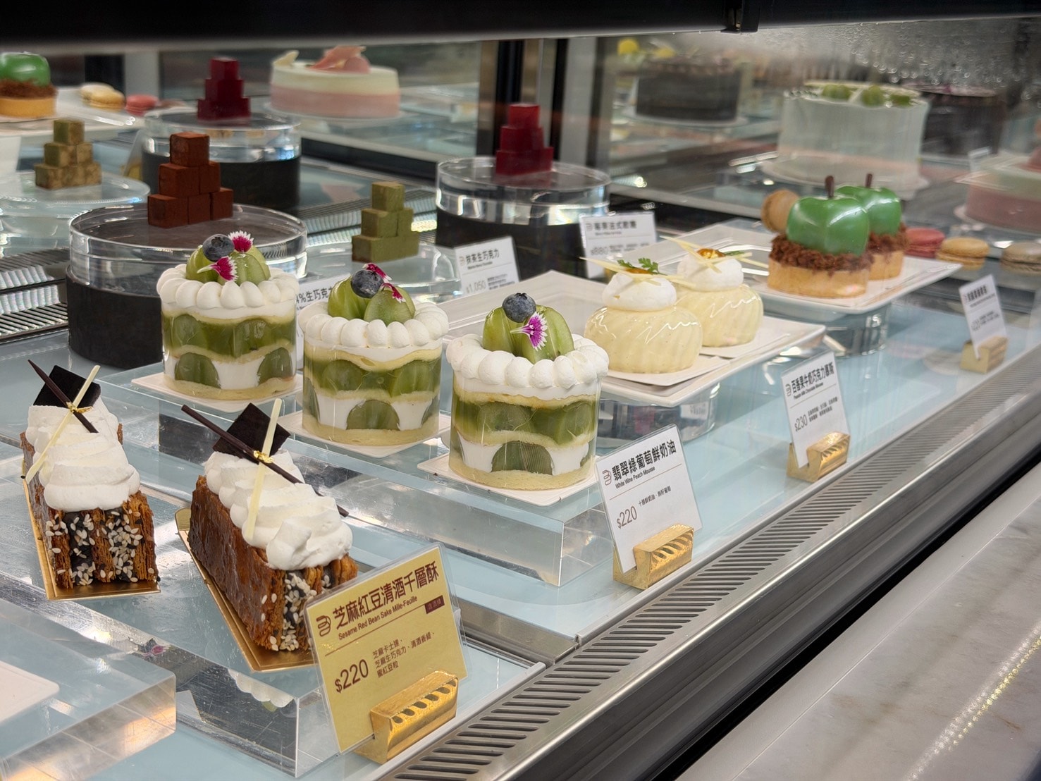 母親節蛋糕推薦｜台北漢來飯店「溫柔時光」蛋糕＋日日烘焙坊酸種麵包開箱