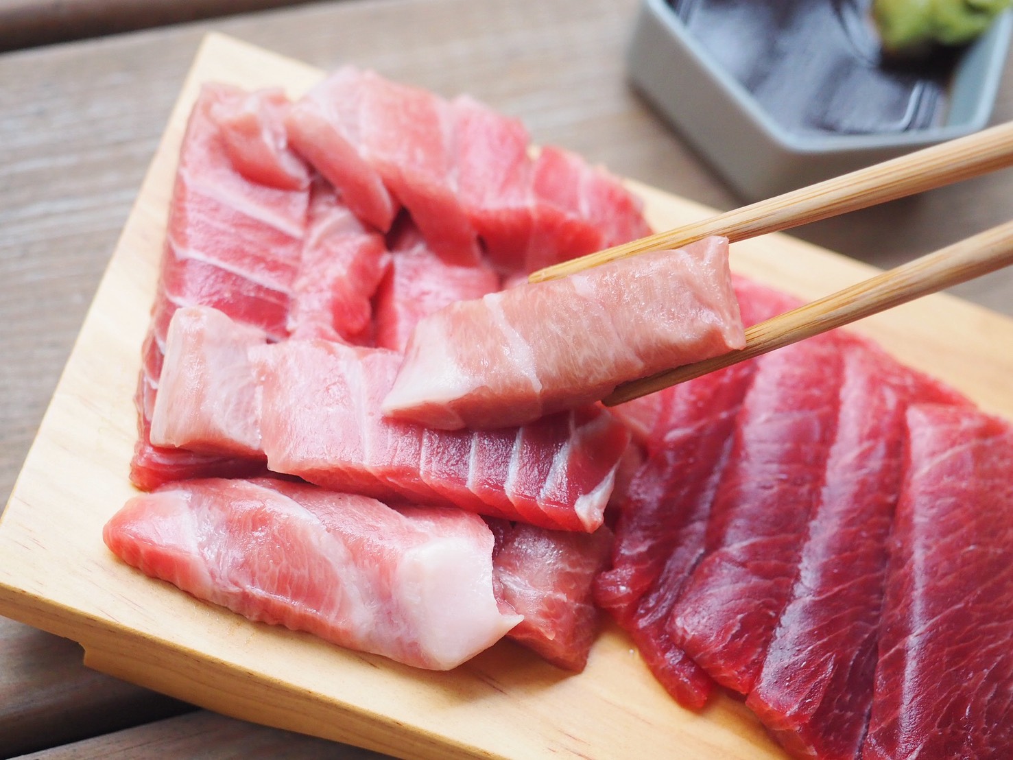 屏東產地直送黑鮪魚生魚片推薦|華得水產東港黑鮪魚上腹、下腹、皮油生魚片開箱,在家打造日料盛宴 - 第17張圖 屏東產地直送黑鮪魚生魚片推薦|華得水產東港黑鮪魚上腹、下腹、皮油生魚片開箱,在家打造日料盛宴