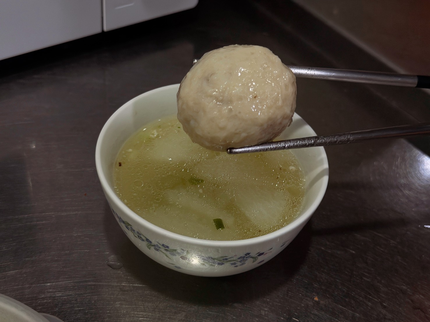 屏東產地直送黑鮪魚生魚片推薦｜華得水產東港黑鮪魚上腹、下腹、皮油生魚片開箱，在家打造日料盛宴