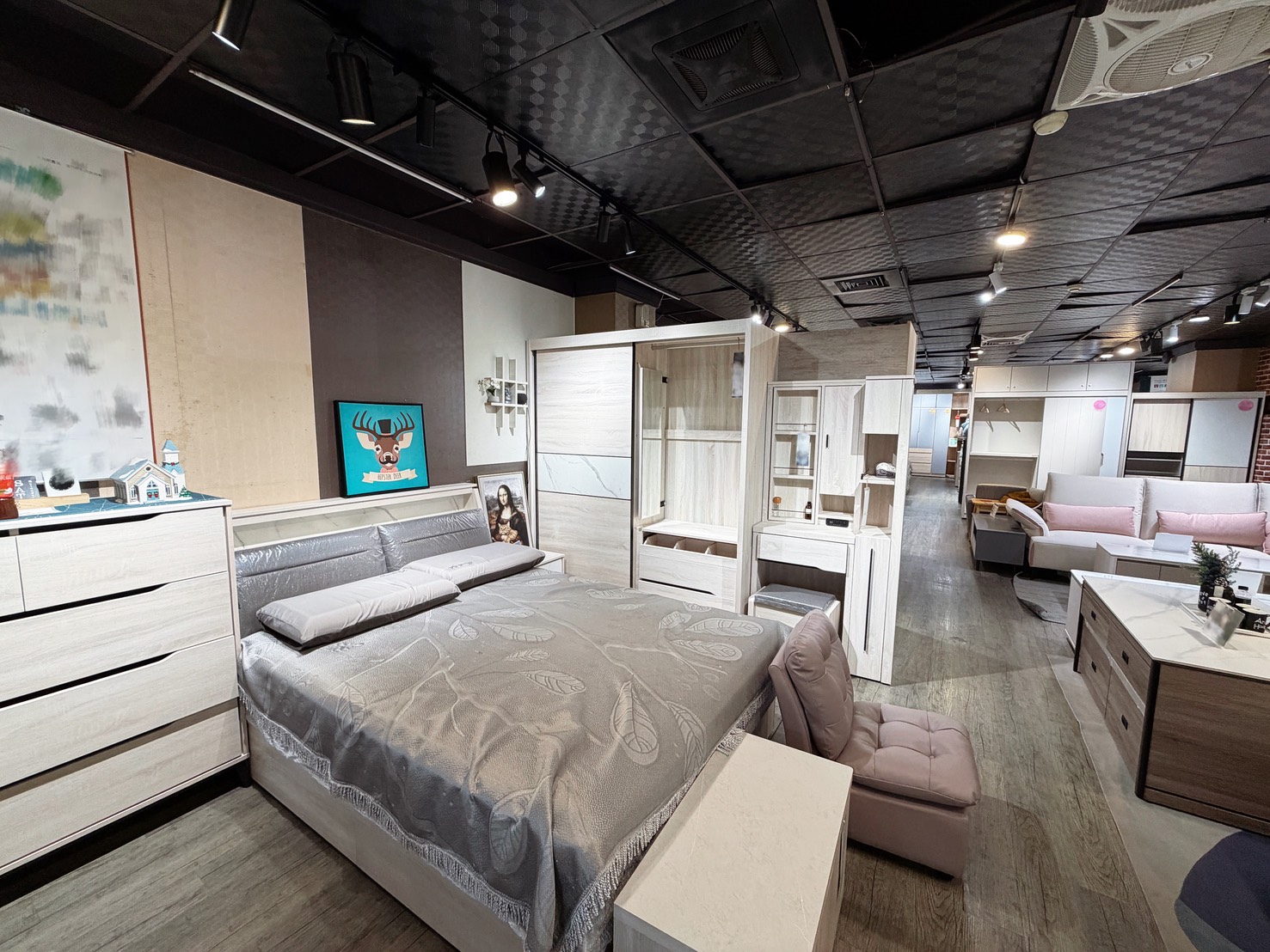 新北家具一站式採買推薦|億家具批發倉庫新莊店,搬新家、小宅家具預算聰明配置 - 第22張圖 新北家具一站式採買推薦|億家具批發倉庫新莊店,搬新家、小宅家具預算聰明配置