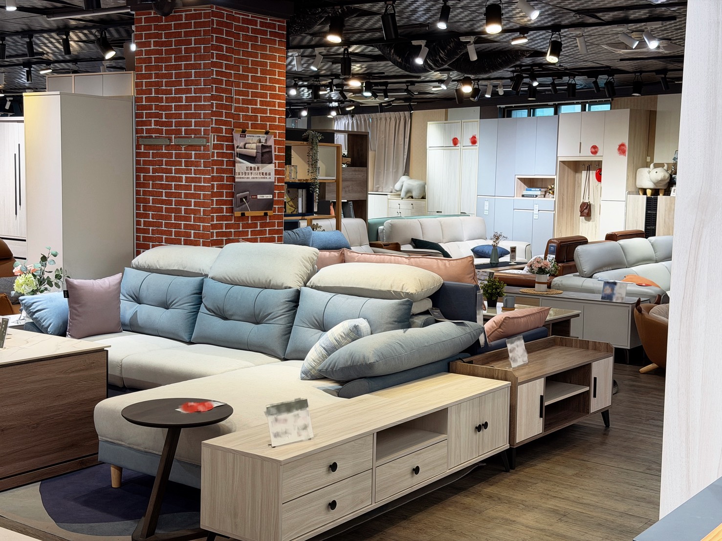 新北家具一站式採買推薦|億家具批發倉庫新莊店,搬新家、小宅家具預算聰明配置 - 第21張圖 新北家具一站式採買推薦|億家具批發倉庫新莊店,搬新家、小宅家具預算聰明配置