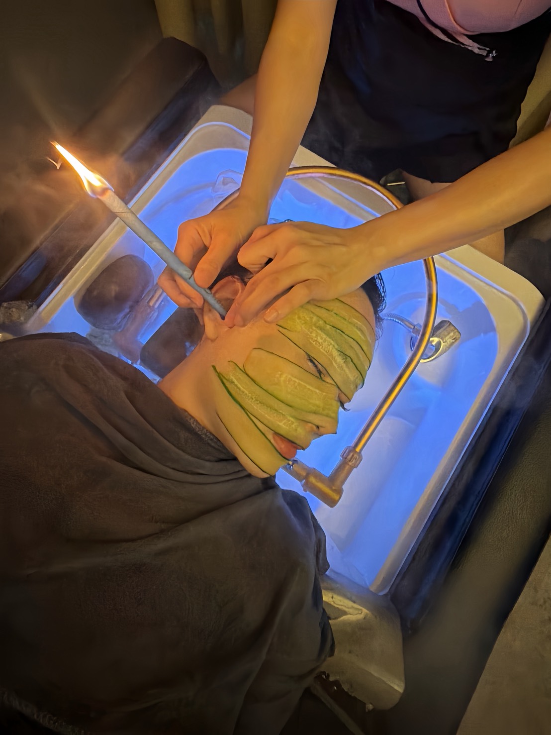 台中越式洗髮推薦｜KIRA HAIR SPA 豪華120分鐘越式洗頭體驗！現刨新鮮小黃瓜面膜，全店使用 Dyson 吹風機