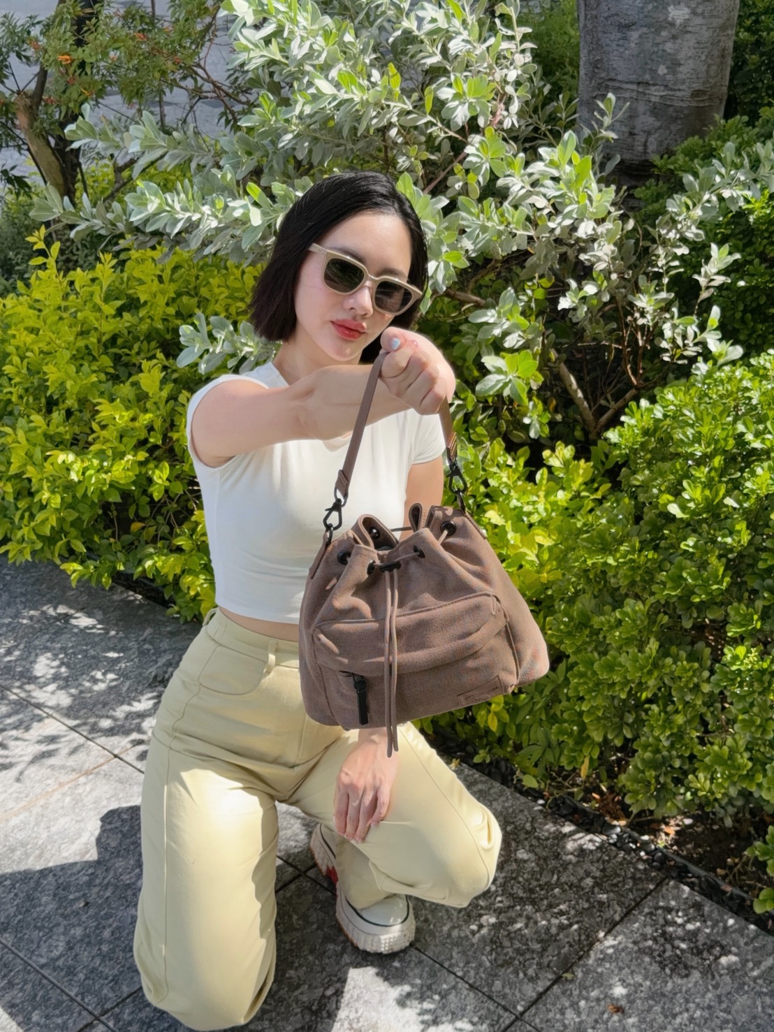 瑞典 GASTON LUGA 包包推薦|Spläsh Bucket Crossbody 復古棕,簡約又有細節的休閒斜背包 - 第3張圖 瑞典 GASTON LUGA 包包推薦|Spläsh Bucket Crossbody 復古棕,簡約又有細節的休閒斜背包